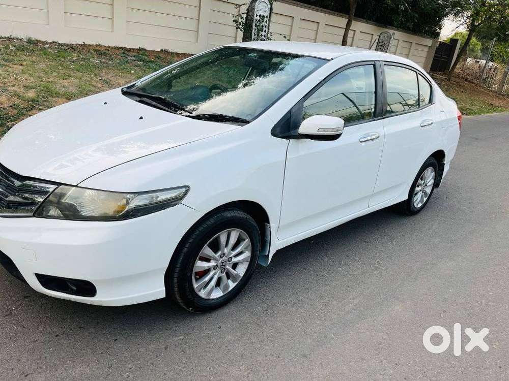 Honda City 2011-2013 V At Exclusive, 2013, Petrol