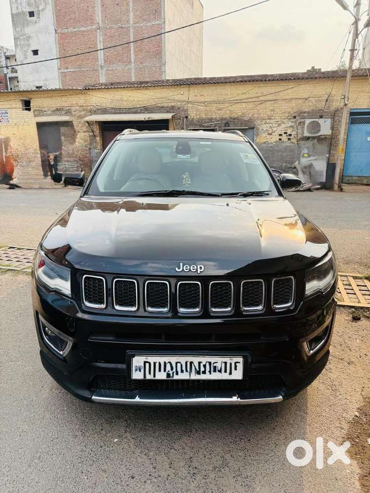 Jeep Petrol Automatic 2017 November