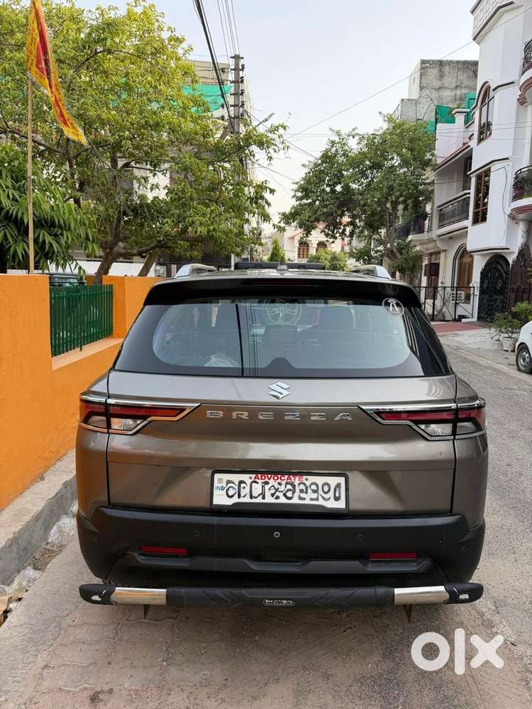 Maruti Brezza Petrol 2023