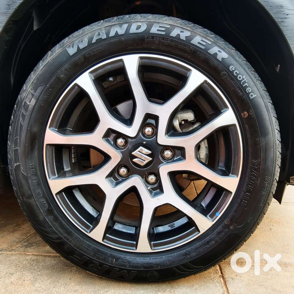 Maruti Suzuki Xl6 1.5 Alpha Mt, 2023, Petrol