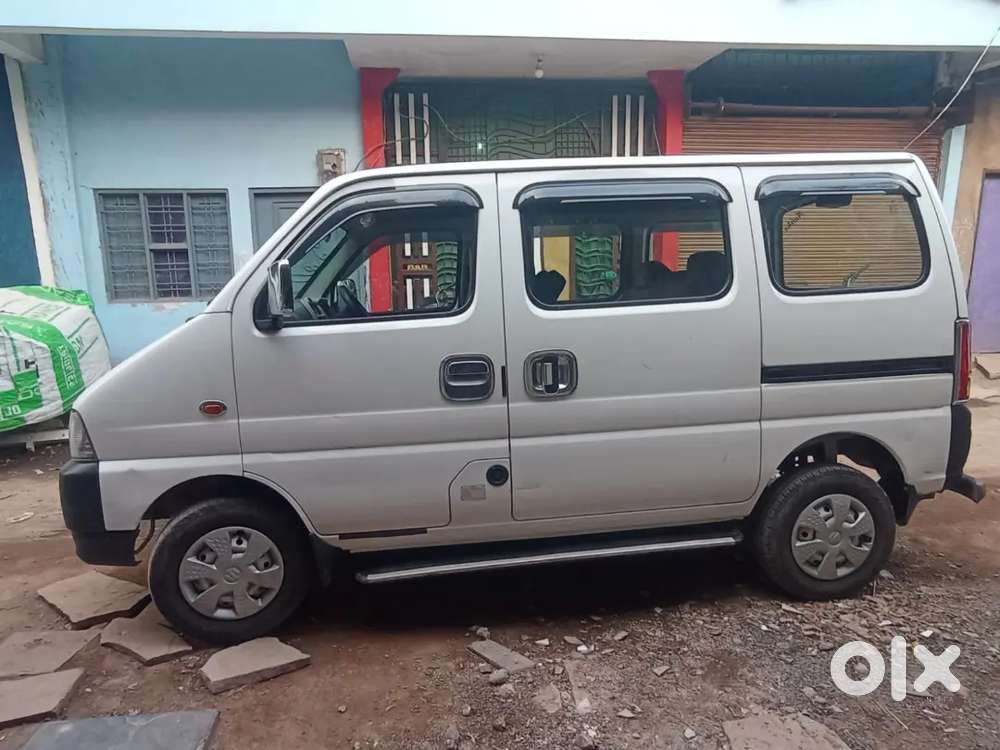 Maruti Suzuki Eeco 2023 Sep. 5 Str Ac Cng & Petrol 15355 Km Driven