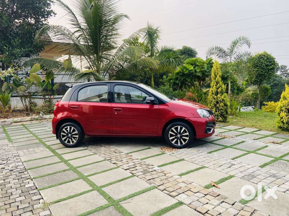 Toyota Etios Liva Vd Dual Tone, 2018, Petrol