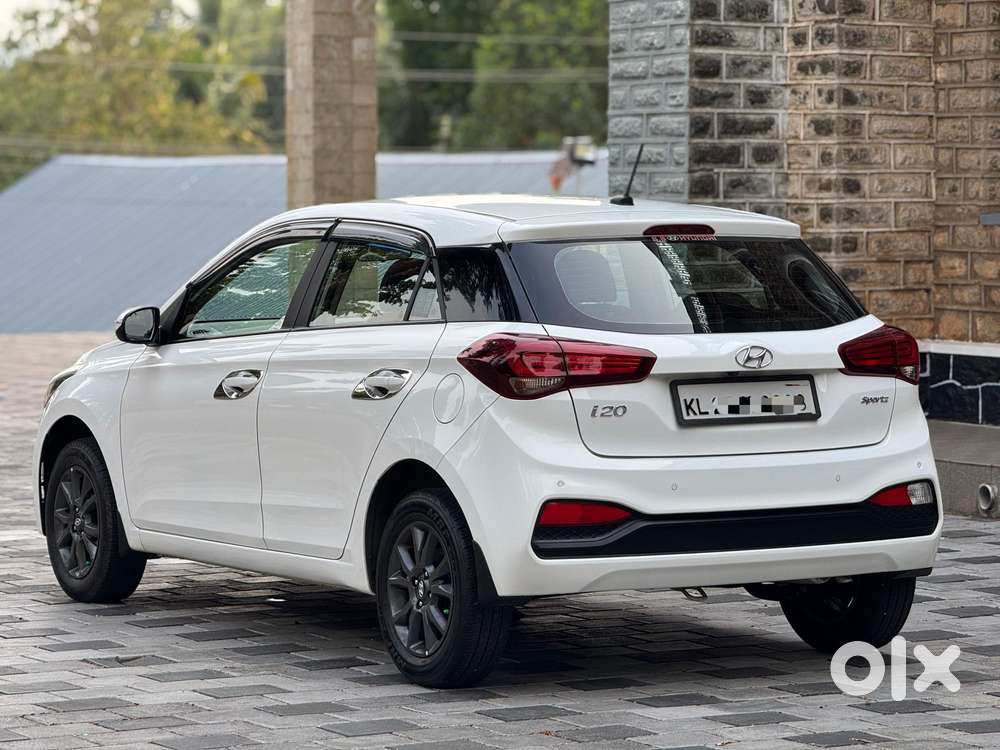 Hyundai I20 Sportz Plus Cvt, 2020, Petrol