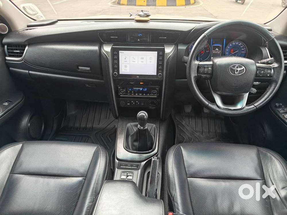 Toyota Fortuner 4x4 Manual Limited Edition, 2021, Diesel