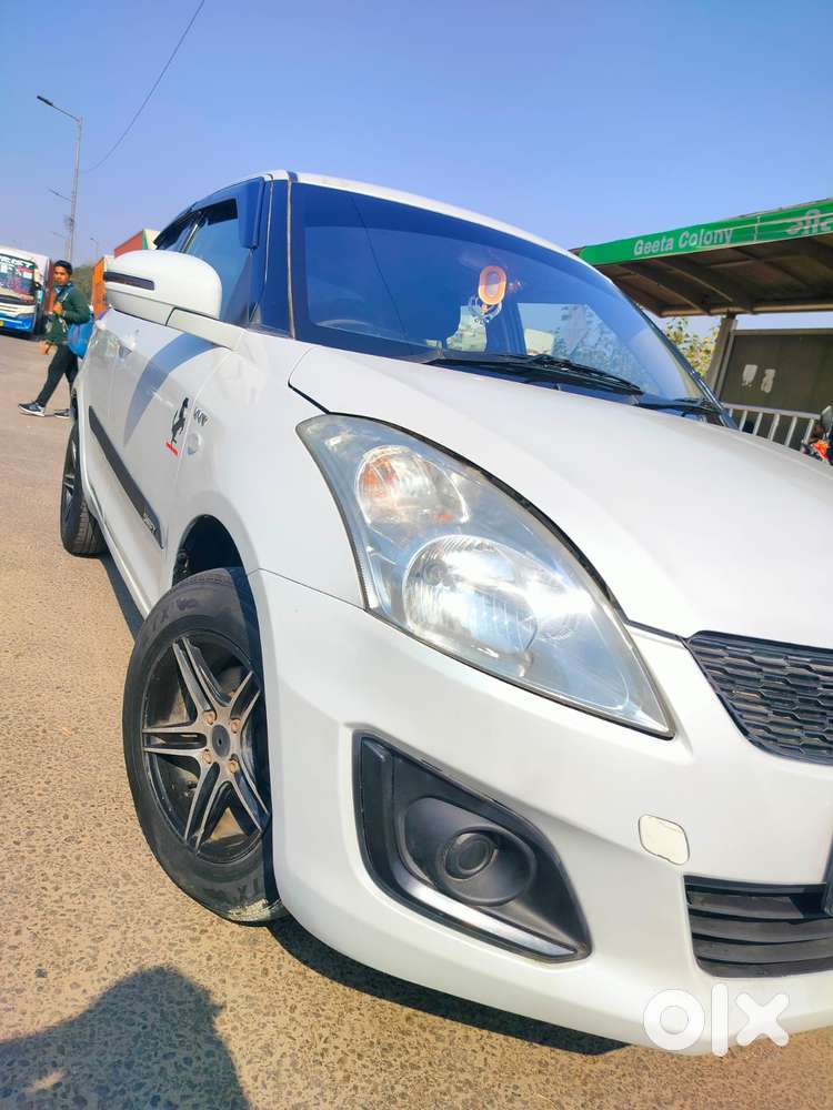 Maruti Suzuki Swift Vxi + Manual, 2015, Petrol