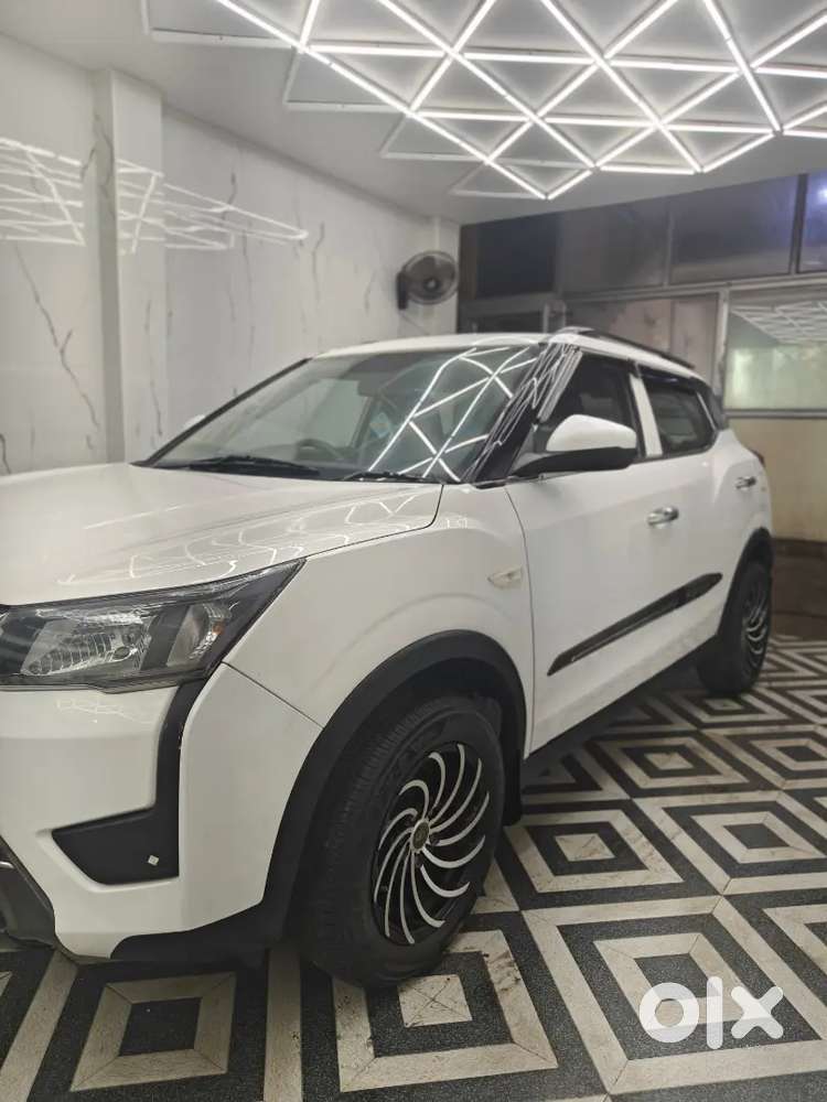 Mahindra Xuv300 W4 Sunroof