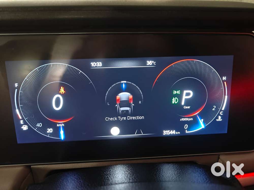 Mahindra Xuv700 2.2 Ax 7 Diesel At Luxury Pack Str, 2023, Diesel