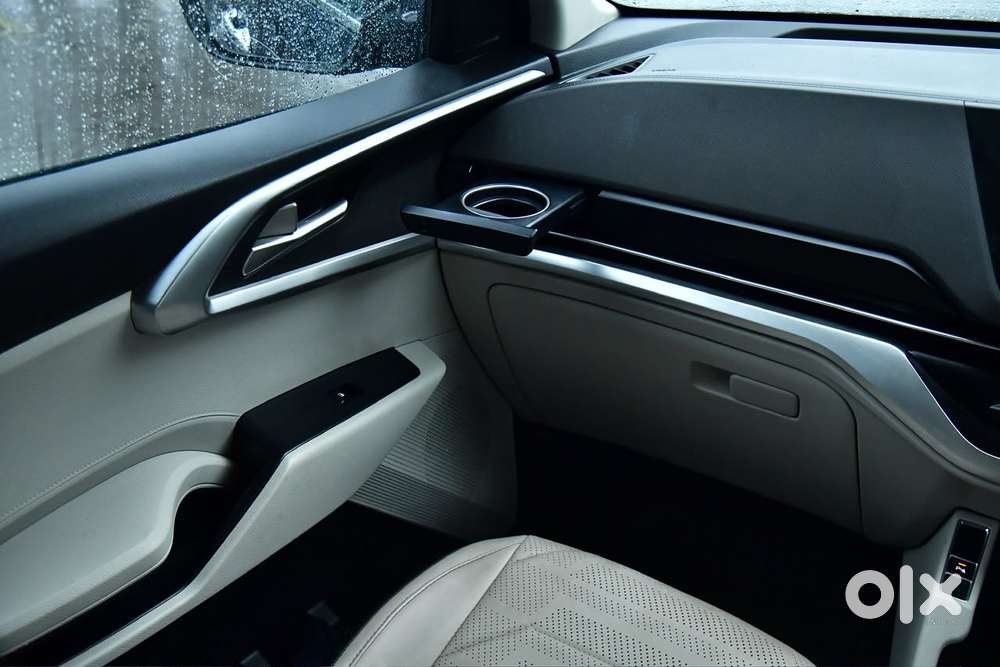 Kia Carens 1.4 Prestige Plus Turbo 7 Str, 2023, Petrol