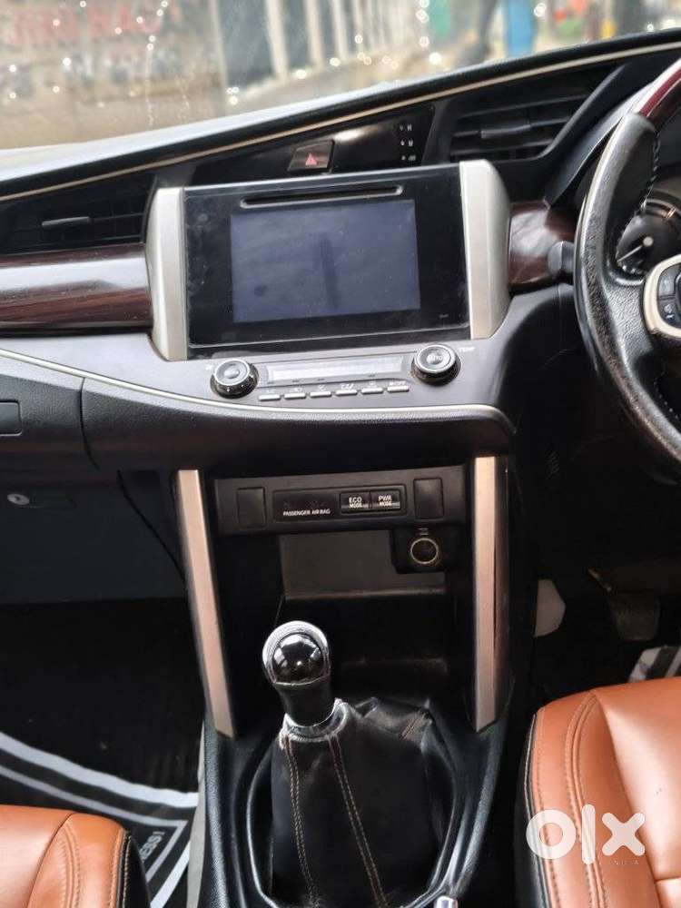 Toyota Innova Crysta 2.4 V, 2017, Diesel