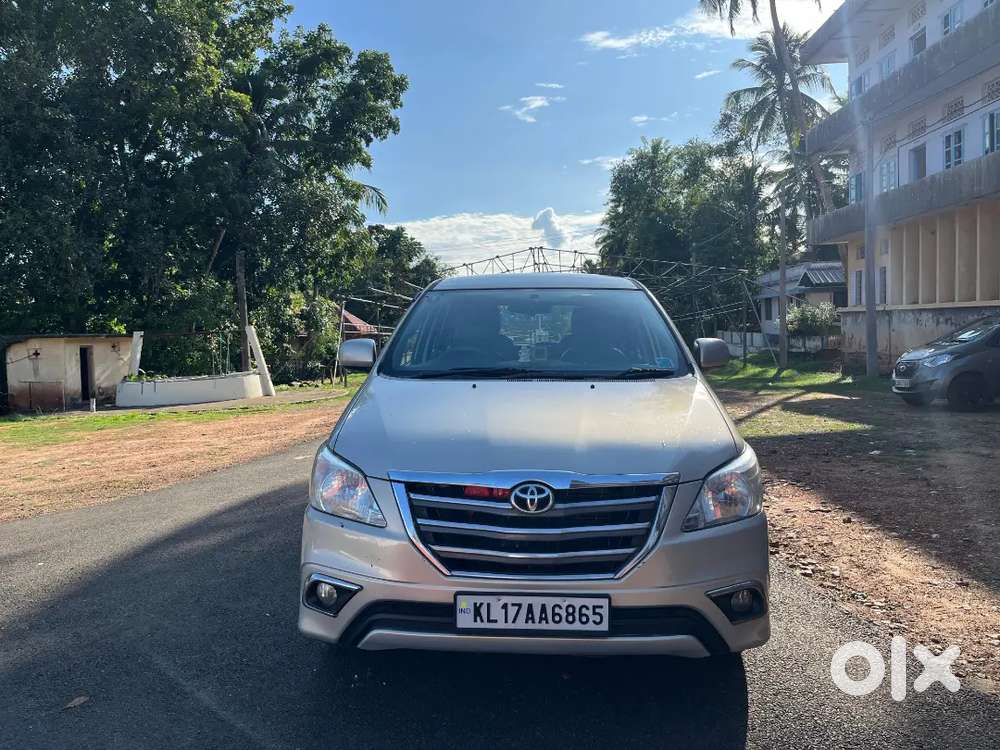 Toyota Innova 2.5 G 2016