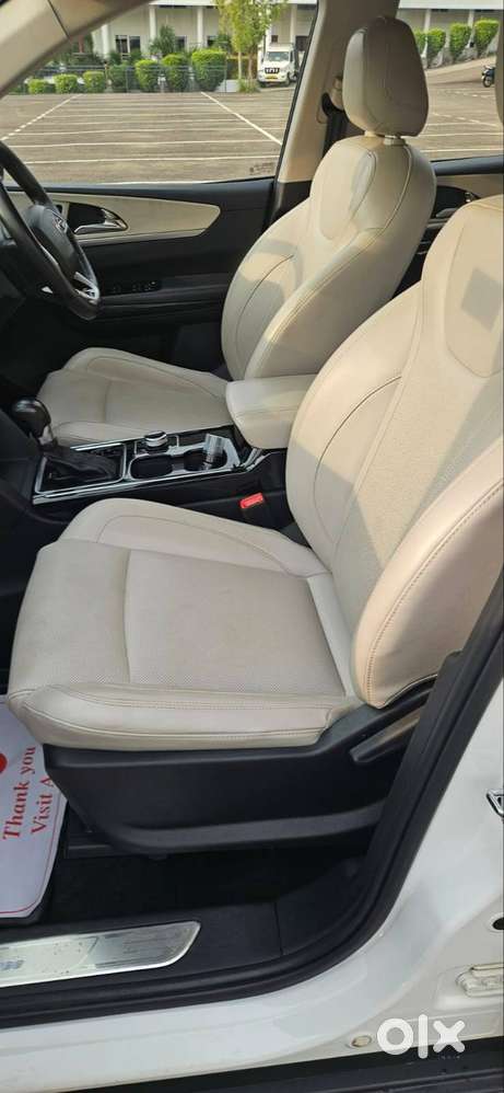 Mahindra Xuv700 Ax7 L Petrol Automatic