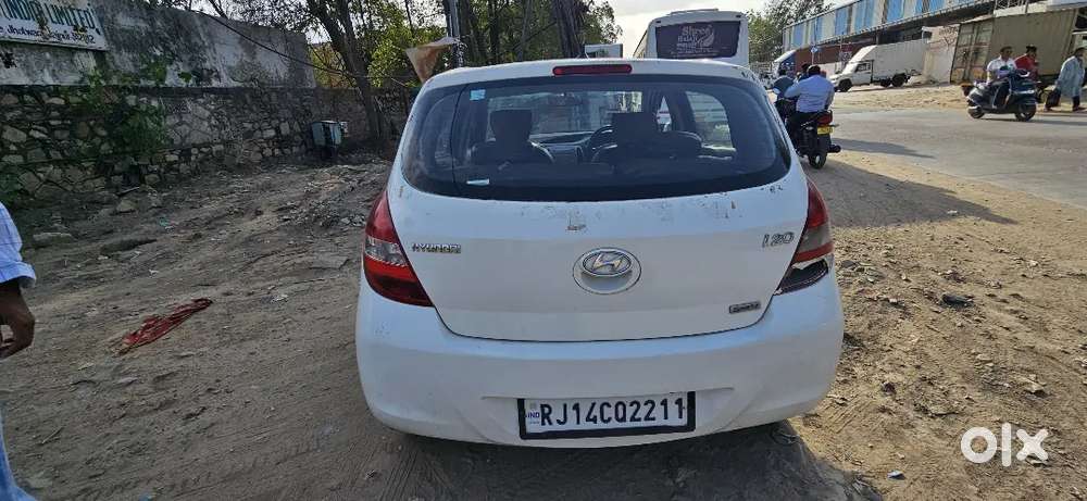Hyundai I20 Spotz Model 2011 Car