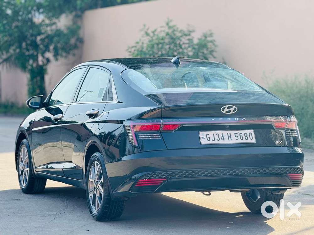 Hyundai Verna Sx 1.5 Petrol Ivt, 2023, Petrol