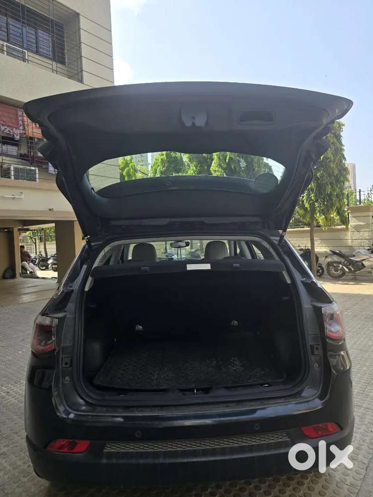 Jeep Compass 2017 Diesel 79000 Km Driven