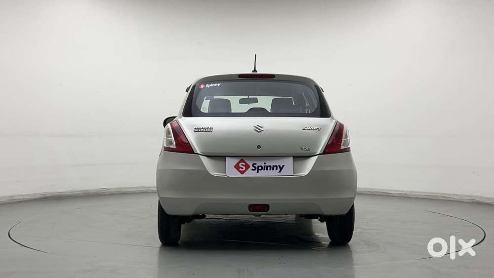 Maruti Suzuki Swift Vxi Optional, 2016, Petrol