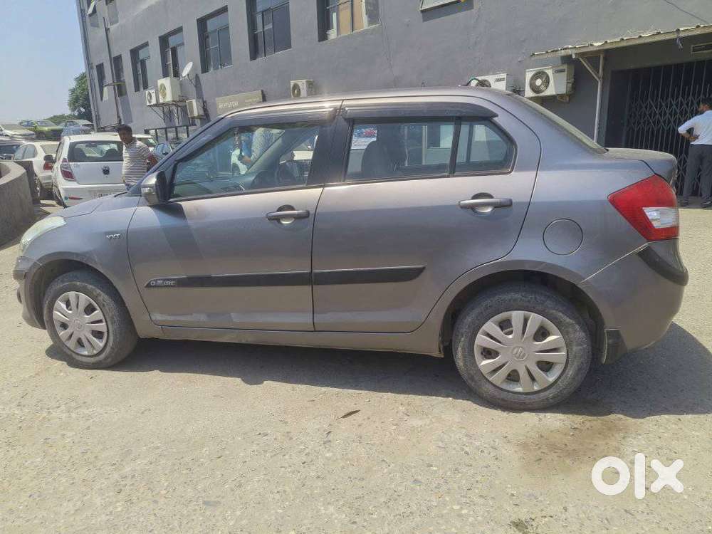 Maruti Suzuki Swift Dzire 1.2 Vxi Bsiv, 2014, Petrol