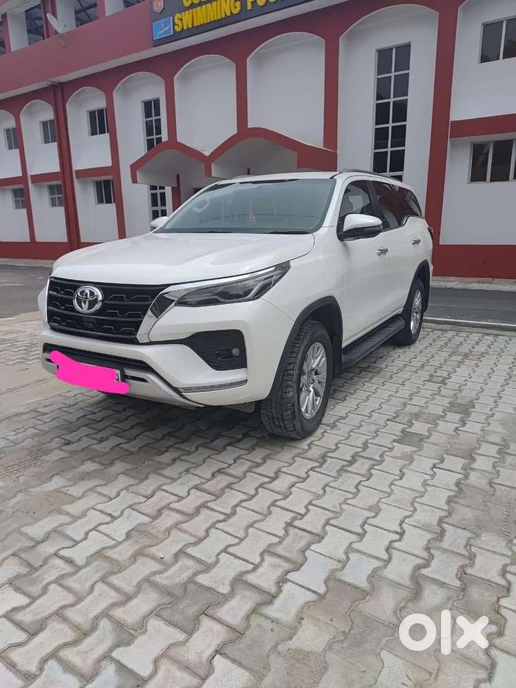 Toyota Fortuner 2024 Diesel Well Maintained
