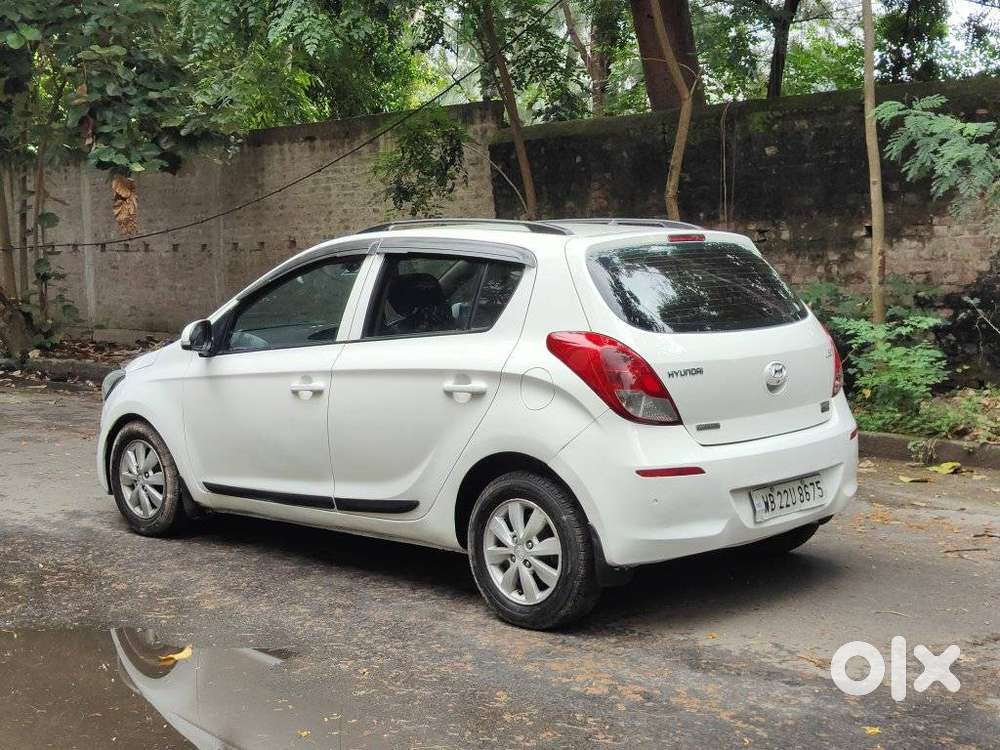 Hyundai I20 Sportz 1.4 Crdi 6 Speed Bs-iv, 2013, Diesel