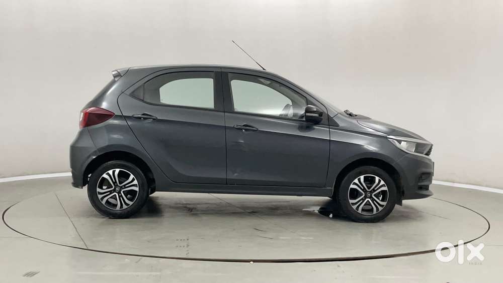 Tata Tiago 1.2 Revotron Xt Option, 2022, Petrol