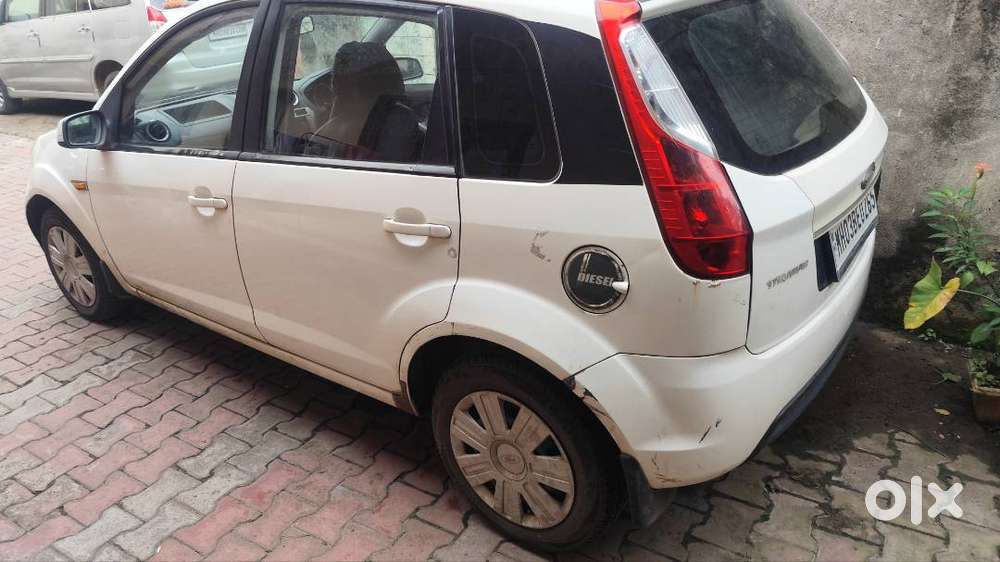 Ford Figo Titanium 2011