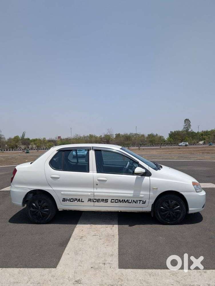 Tata Indigo Ecs Ecs Lx Cr4 Bs-iv, 2013, Diesel