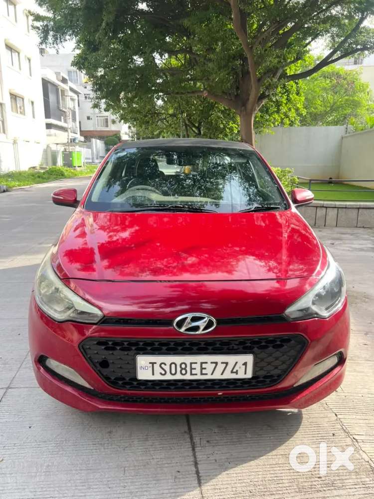 Hyundai I20 Sportz (o) Diesel - 2014 - Red - Excellent Condition