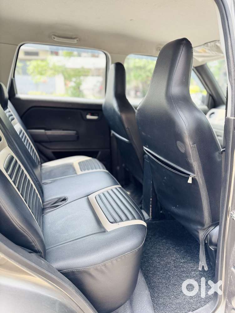 Maruti Suzuki Wagon R Vxi 1.0, 2022, Petrol