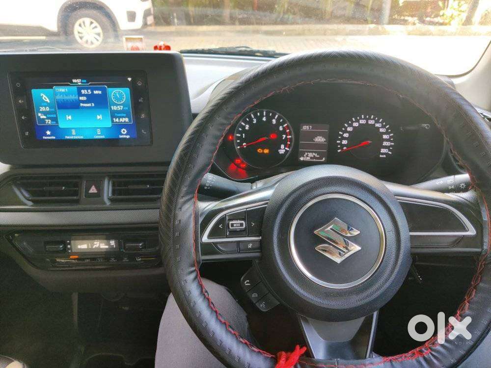 Maruti Suzuki Swift 1.2 Vxi (o), 2025, Petrol