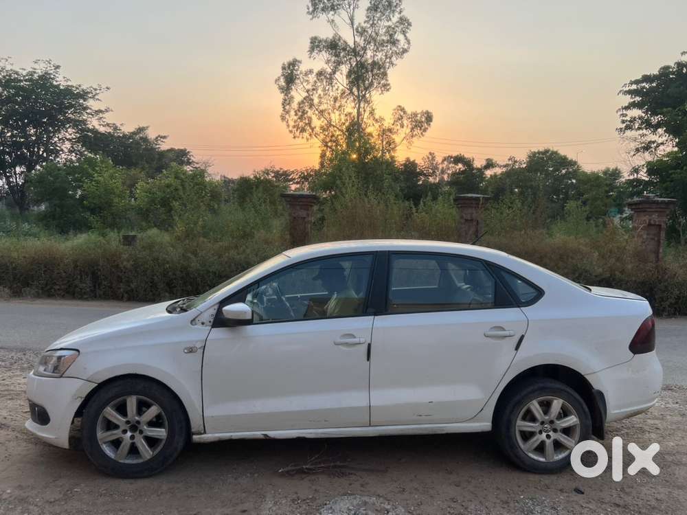 Volkswagen Vento Petrol 2011