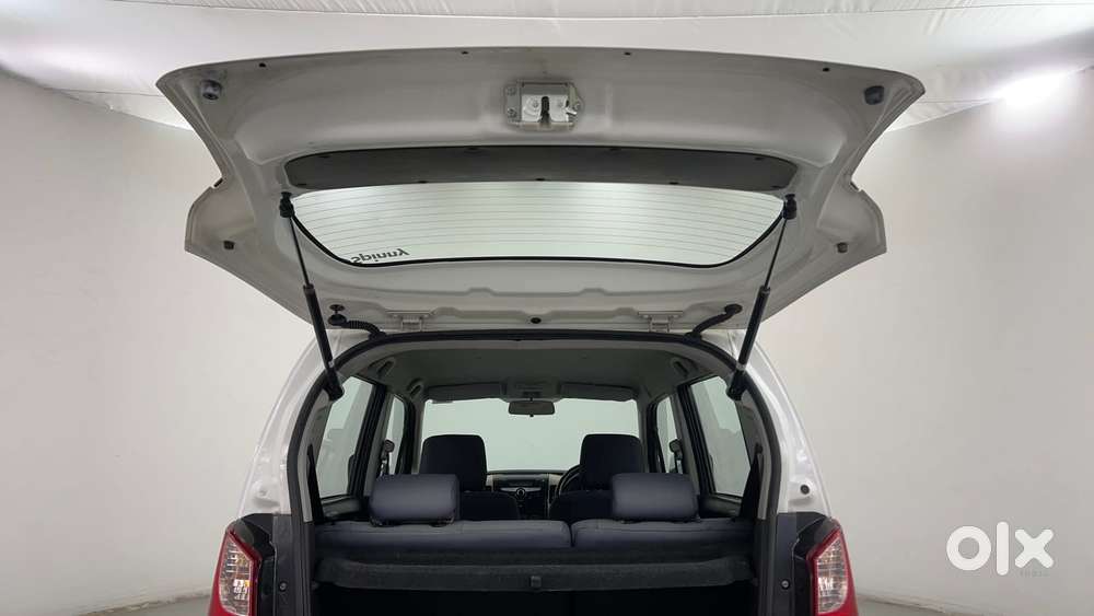 Maruti Suzuki Wagon R 1.0 Vxi Amt, 2017, Petrol