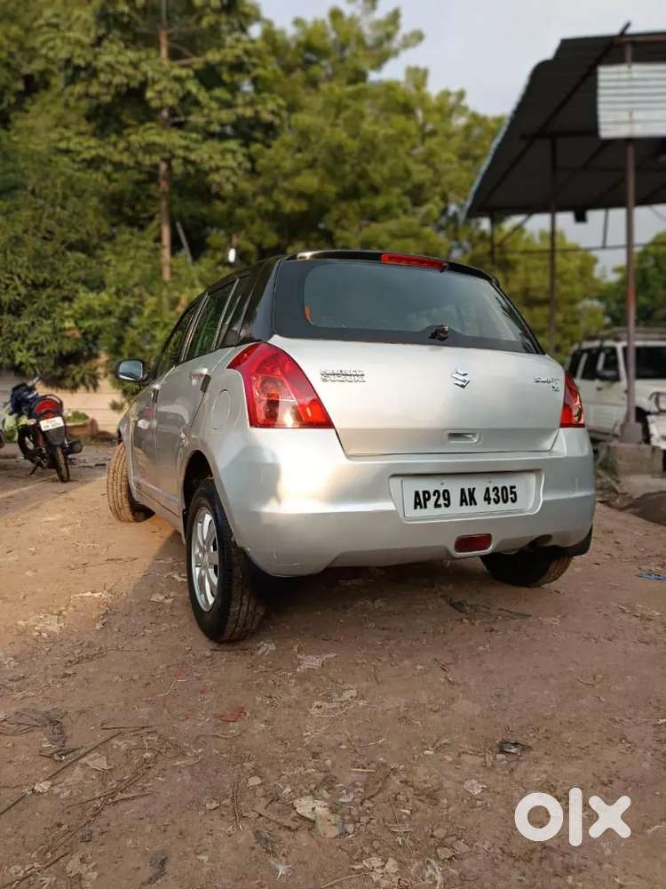 Maruti Suzuki Swift 2010