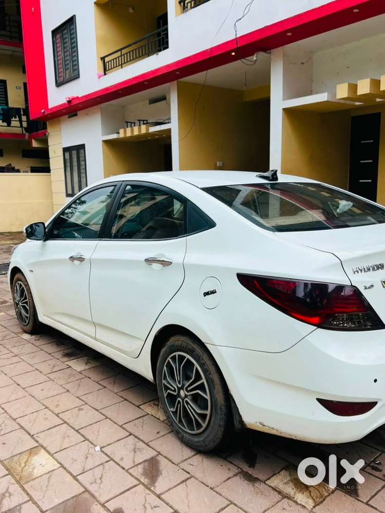 Hyundai Verna Diesel Manual 2012
