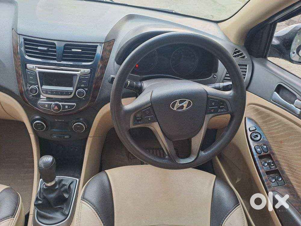 Hyundai Verna Vtvt 1.6 Sx, 2015, Petrol