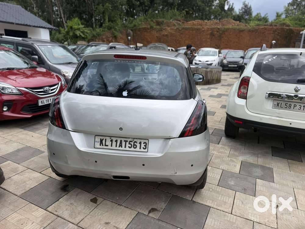 Maruti Suzuki Swift Vxi + Manual, 2014, Petrol