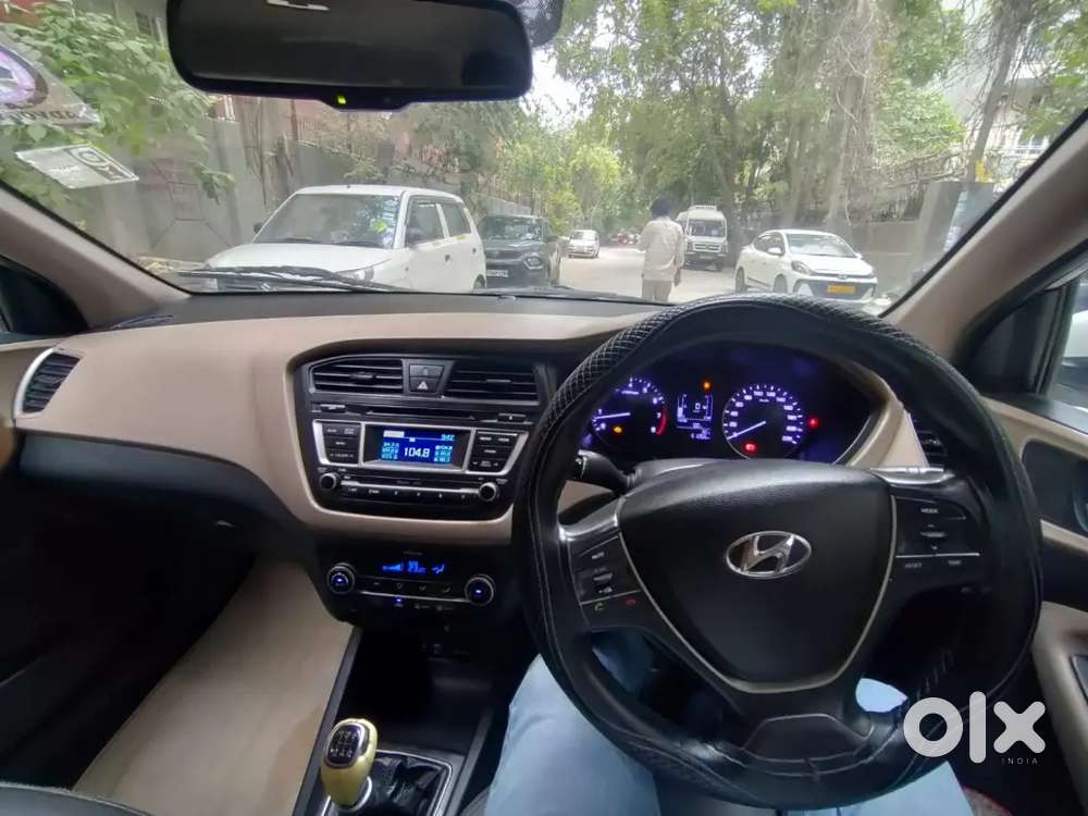Hyundai I20 2015 Cng & Hybrids 61000 Km Driven