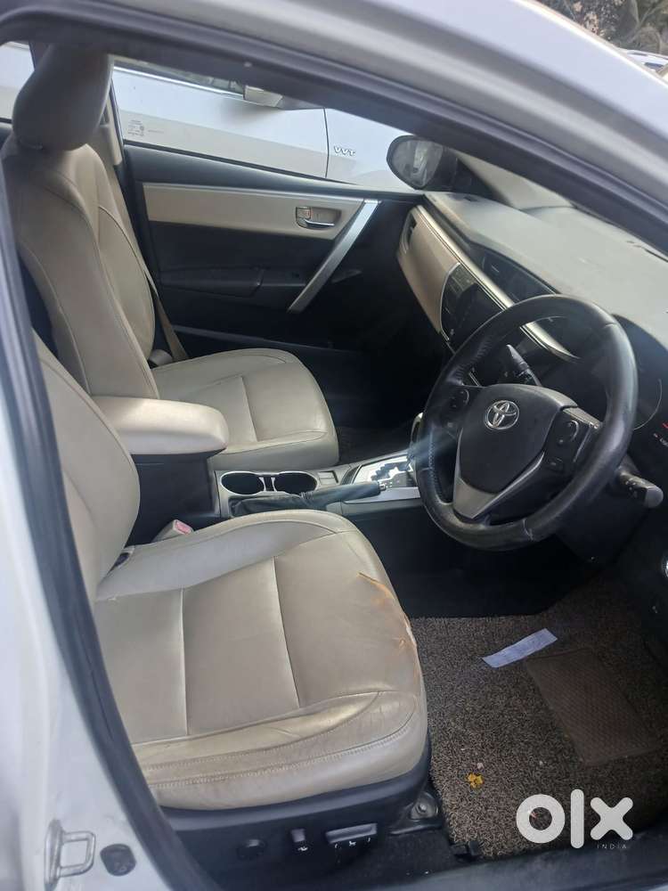 Toyota Corolla Altis Vl, 2015, Petrol