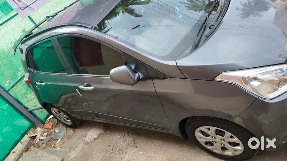 Hyundai I10 Sportz, 2014, Petrol