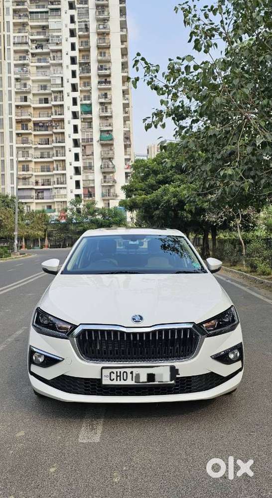 Skoda Slavia Style 1.5l Tsi Mt, 2022, Petrol