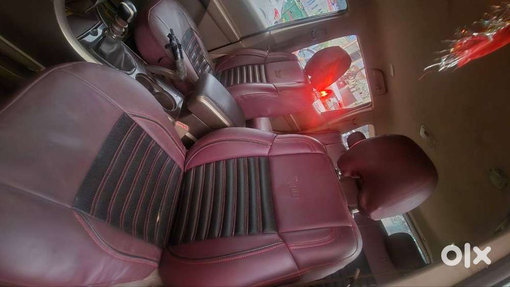 Mahindra Xuv 500 Year 2014 Black Colour