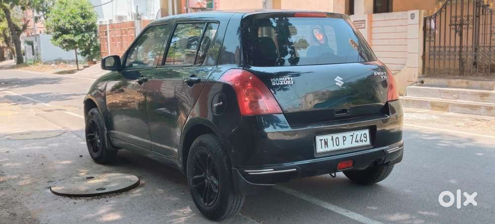 Maruti Suzuki Swift Vxi + Manual, 2006, Petrol