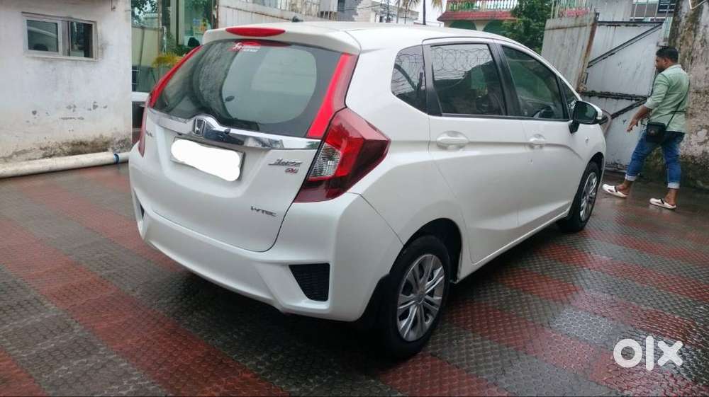 Jazz Sv 1.2 I-vtec With Full Service Record With All Genuine Parts