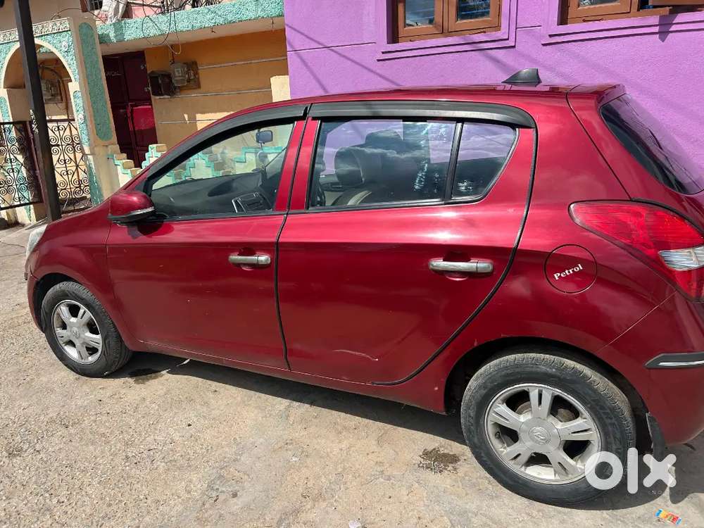 Hyundai I20 2011 Petrol Well Maintained