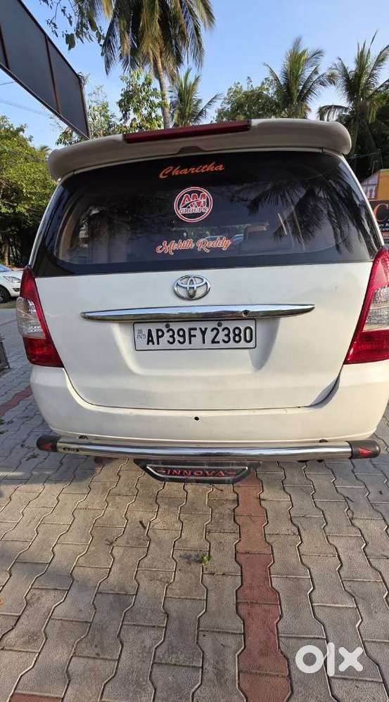 Toyota Innova 2009-2011 2.5 E 8 Str, 2007