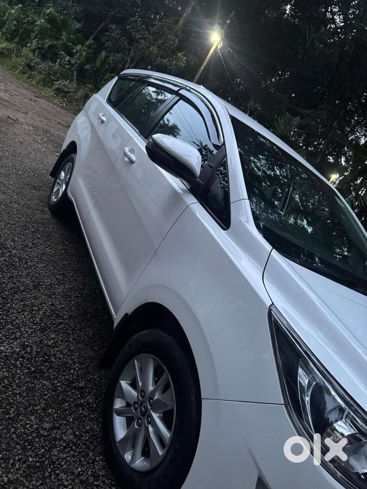 Toyota Innova Crysta Diesel 2017