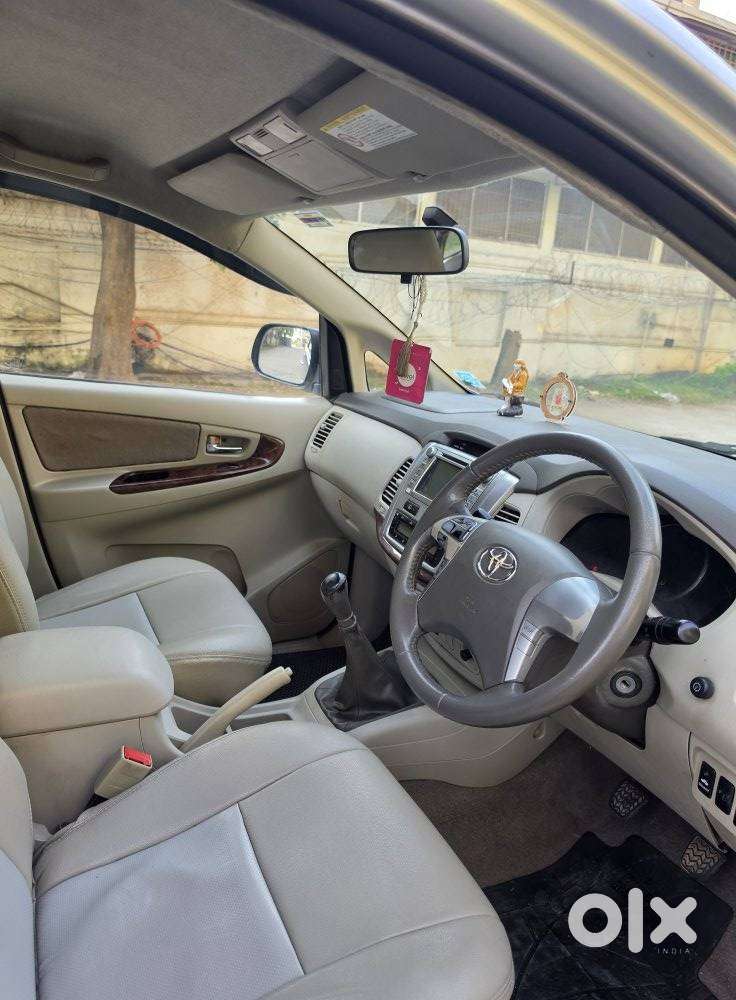 Toyota Innova 2.5 V 7 Str, 2013, Diesel
