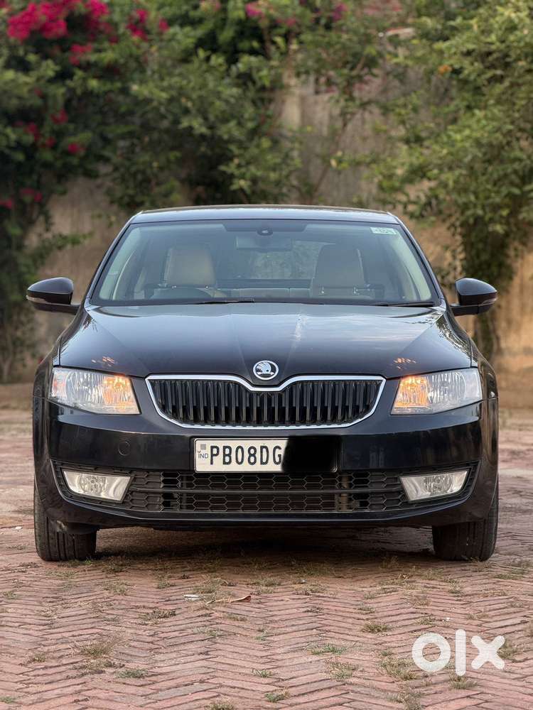 Skoda Octavia 2.0 Tdi Mt Ambition, 2015, Diesel