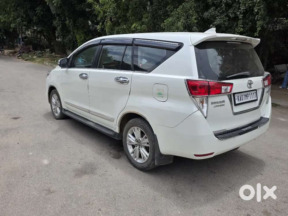 Toyota Innova Crysta 2016