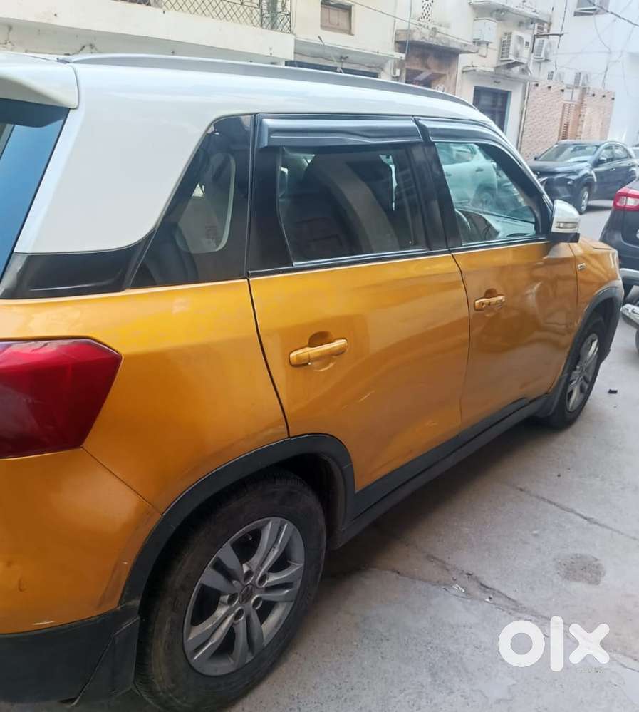 Maruti Suzuki Brezza Zdi+ Dual Tone, 2017, Diesel