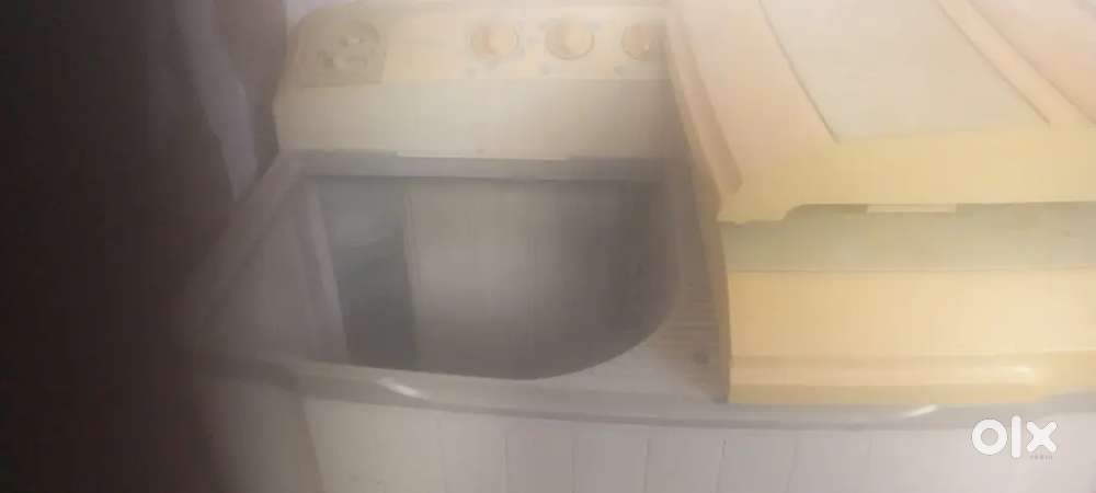 Kapda dhone wala machine