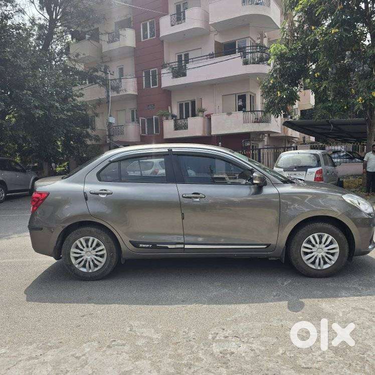 Maruti Suzuki Swift Dzire Vxi Optional, 2024, Cng & Hybrids